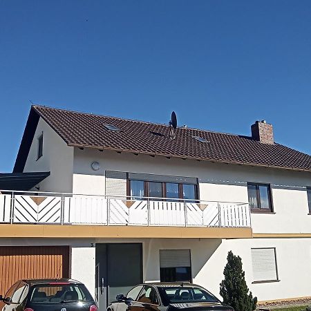Wohnung Mit 2 - 3 Zimmern Ballenberg ภายนอก รูปภาพ