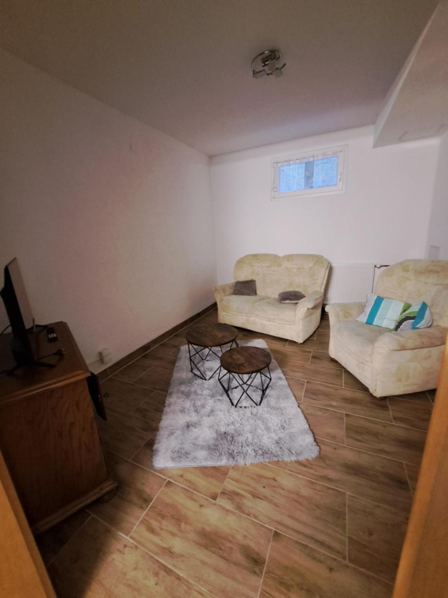 Wohnung Mit 2 - 3 Zimmern Ballenberg ภายนอก รูปภาพ